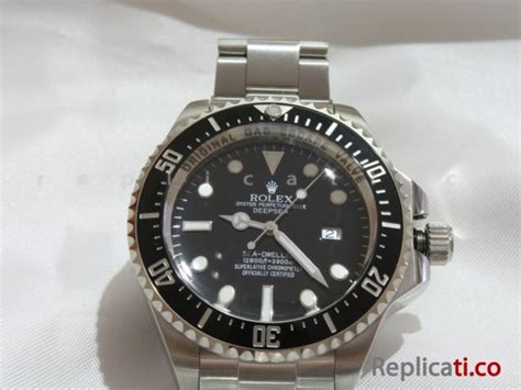 come riconoscere un rolex submariner batman falso|real rolex submariner strap.